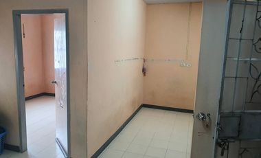 À vendre 1 chambre appartement à Khlong Sam Wa, Bangkok