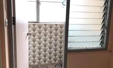 À vendre 1 chambre appartement à Khlong Sam Wa, Bangkok