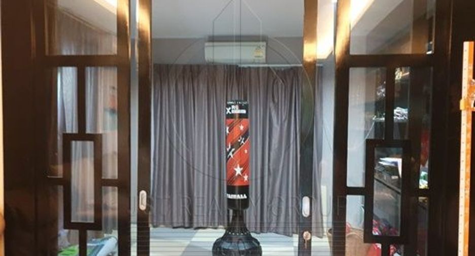For sale 3 bedrooms house in Suan Luang, Bangkok
