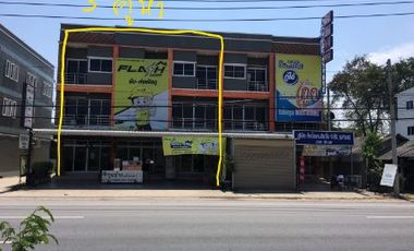 For sale 3 bedrooms retail Space in Bang Phli, Samut Prakan