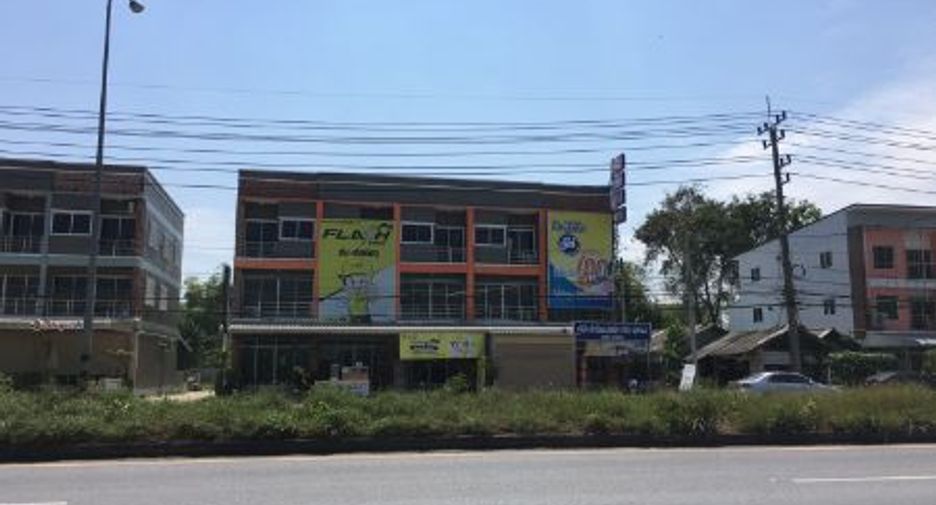 For sale 3 Beds retail Space in Ban Na, Nakhon Nayok