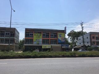 For sale 3 bedrooms retail Space in Bang Phli, Samut Prakan