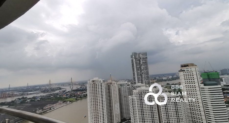 For sale 4 bedrooms condo in Yan Nawa, Bangkok