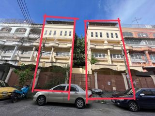 For rent そして for sale studio townhouse in Chom Thong, Bangkok