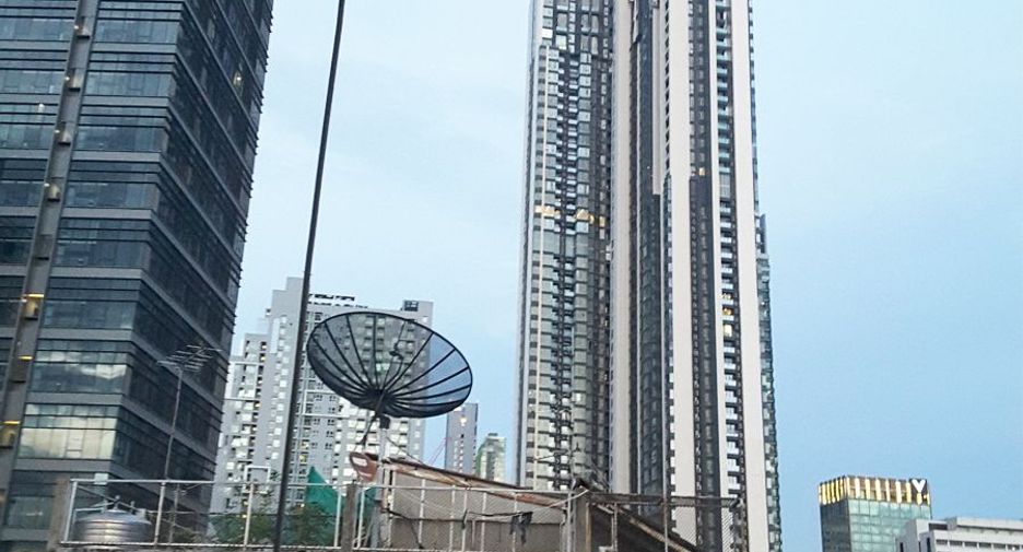 Local comercial en venta de 5 habitaciones en Ratchathewi, Bangkok