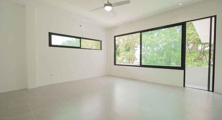 Haus zum Kauf mit 4 Zimmer in Hang Dong, Chiang Mai