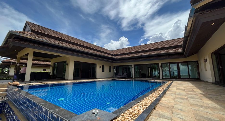 For sale 3 bed villa in Nuea Khlong, Krabi