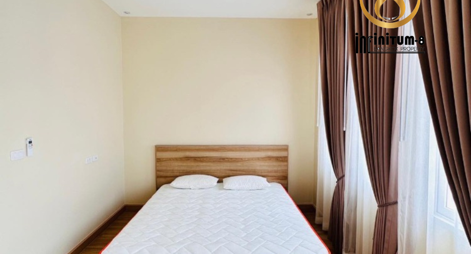Casa adosada en alquiler de 3 habitaciones en Mueang Samut Prakan, Samut Prakan