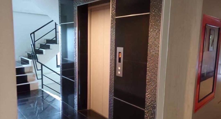 À vendre 150 chambres appartement à Si Racha, Chonburi