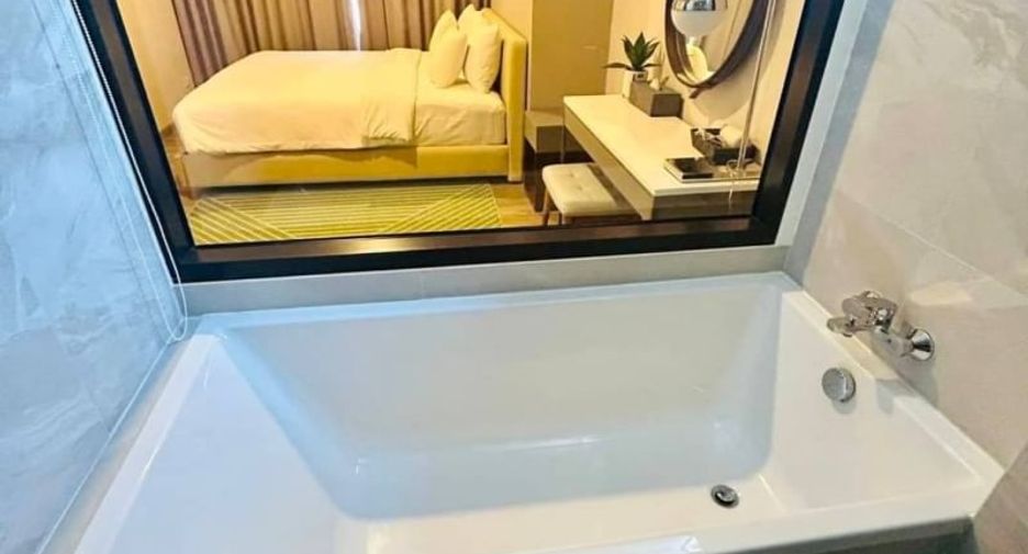 For rent 2 bedrooms condo in Si Racha, Chonburi