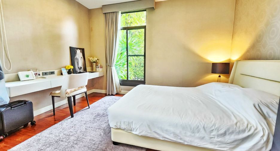 For sale 4 bedrooms house in Pak Kret, Nonthaburi