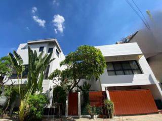 For rent 3 ベッドルーム house in Yan Nawa, Bangkok