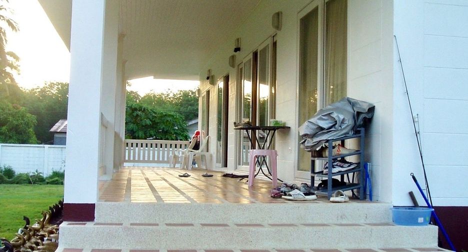 For sale 3 bedrooms house in Thai Mueang, Phang Nga