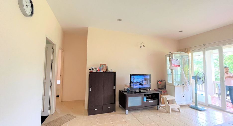 For sale 3 bedrooms house in Thai Mueang, Phang Nga