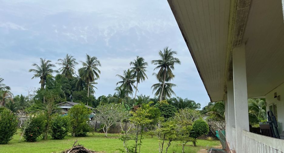 For sale 3 bedrooms house in Thai Mueang, Phang Nga