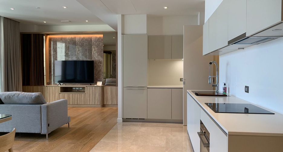 For rent 4 bedrooms condo in Khlong San, Bangkok