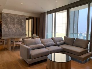 For rent 4 bedrooms condo in Khlong San, Bangkok