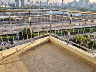 For rent 2 Beds condo in Huai Khwang, Bangkok