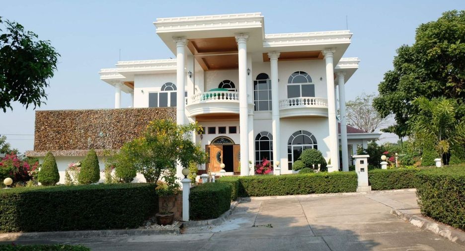 For sale 6 bedrooms house in Bang Lamung, Chonburi