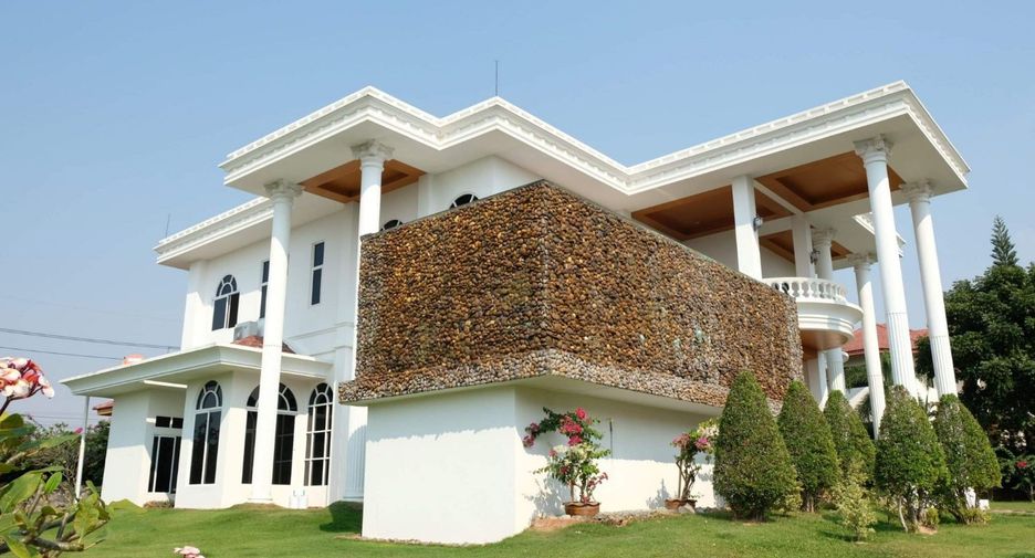 For sale 6 bedrooms house in Bang Lamung, Chonburi