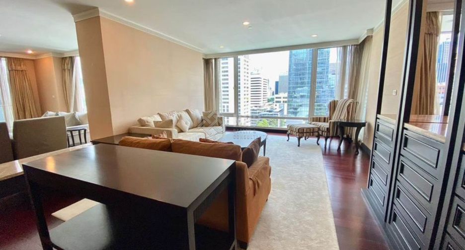 For rent 4 bed condo in Pathum Wan, Bangkok