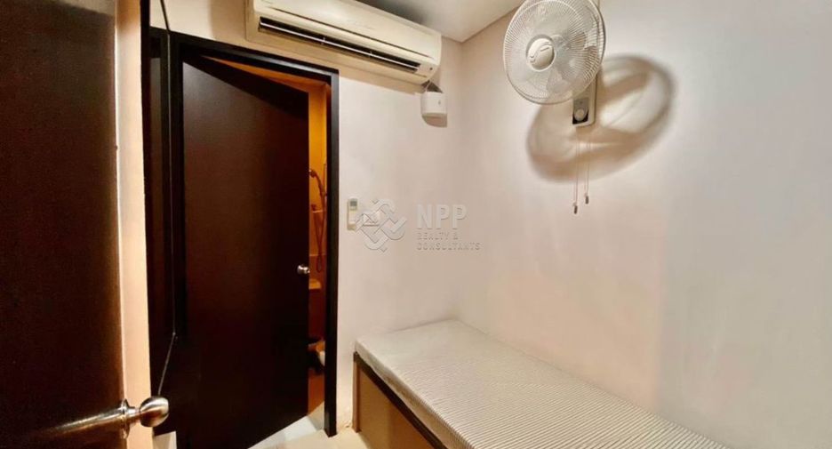 For rent 4 bed condo in Pathum Wan, Bangkok