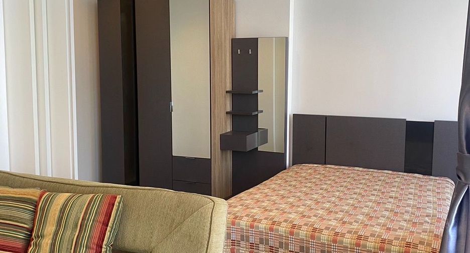 For rent 1 bed condo in Sathon, Bangkok