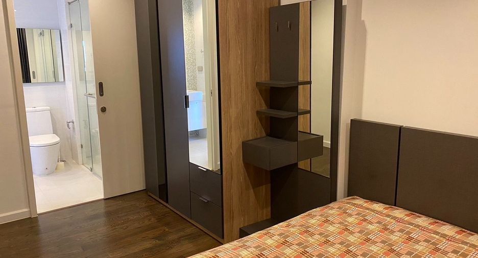 For rent 1 bed condo in Sathon, Bangkok