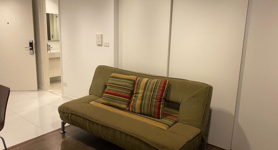 For rent 1 bed condo in Sathon, Bangkok