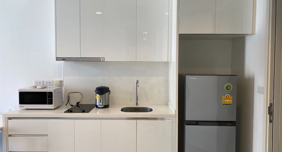 For rent 1 bed condo in Sathon, Bangkok