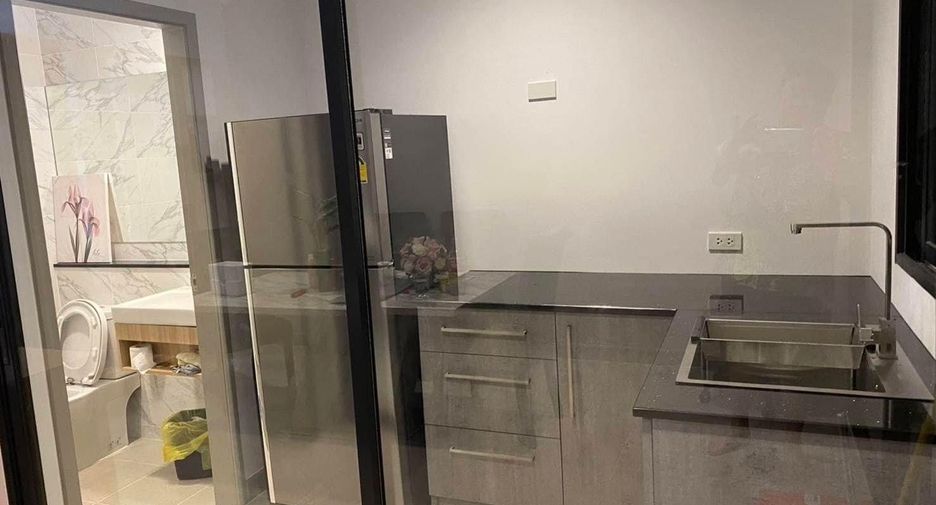 Reihenhaus zur Miete mit 4 Zimmer in Bang Khen, Bangkok