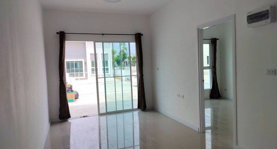 For sale 2 Beds townhouse in Nikhom Phatthana, Rayong