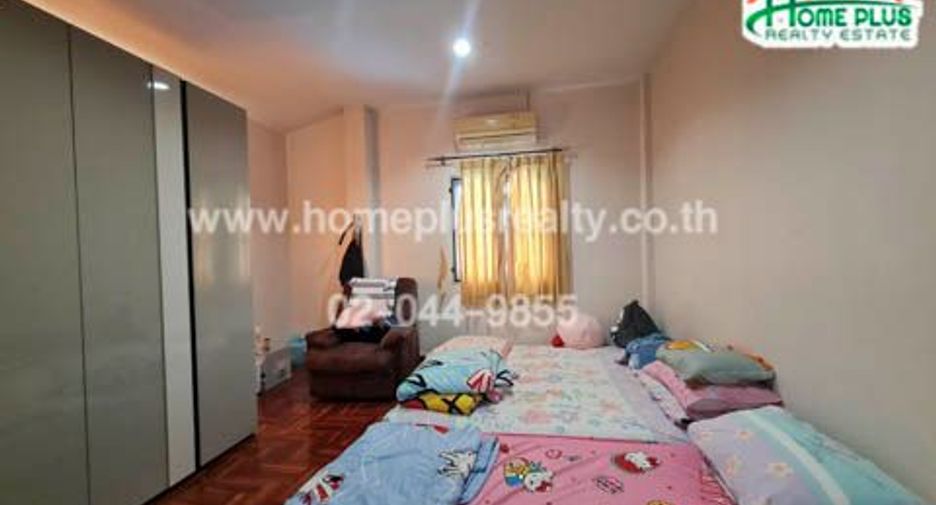 For sale 3 bedrooms house in Mueang Samut Sakhon, Samut Sakhon