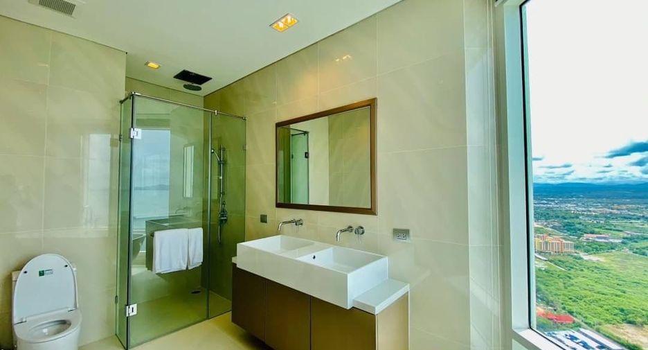 À louer 3 chambres condo à Bang Lamung, Chonburi
