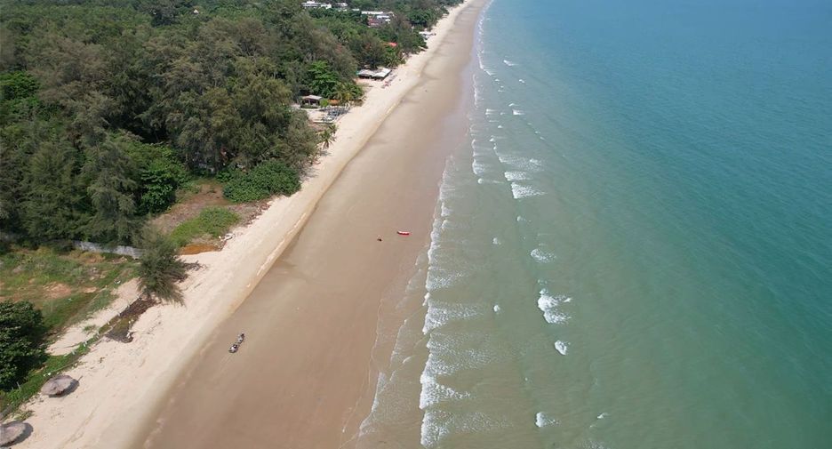 For sale 3 bed villa in Mueang Rayong, Rayong