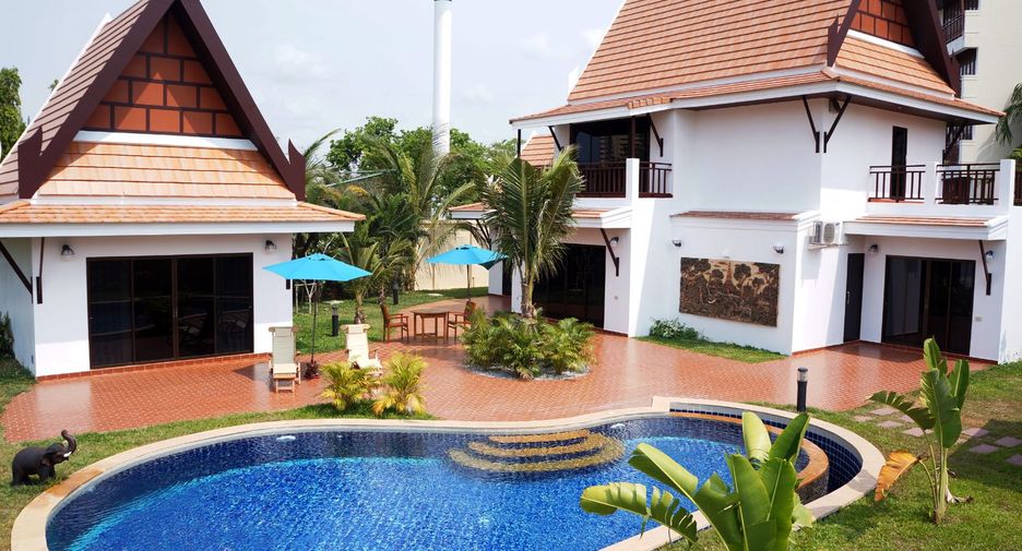 For sale 4 bedrooms villa in Mueang Rayong, Rayong