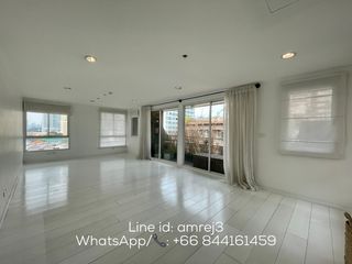 For sale 3 bedrooms condo in Khlong Toei, Bangkok