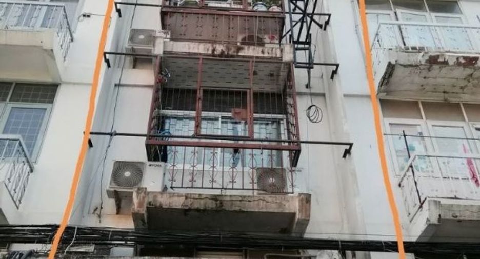 For sale 1 bed retail Space in Bang Na, Bangkok