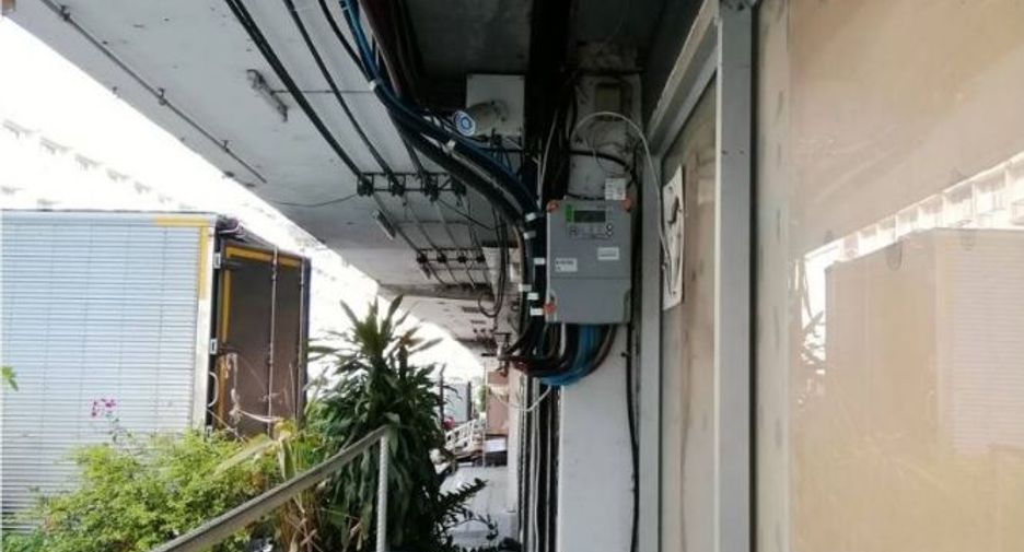 For sale 1 bed retail Space in Bang Na, Bangkok