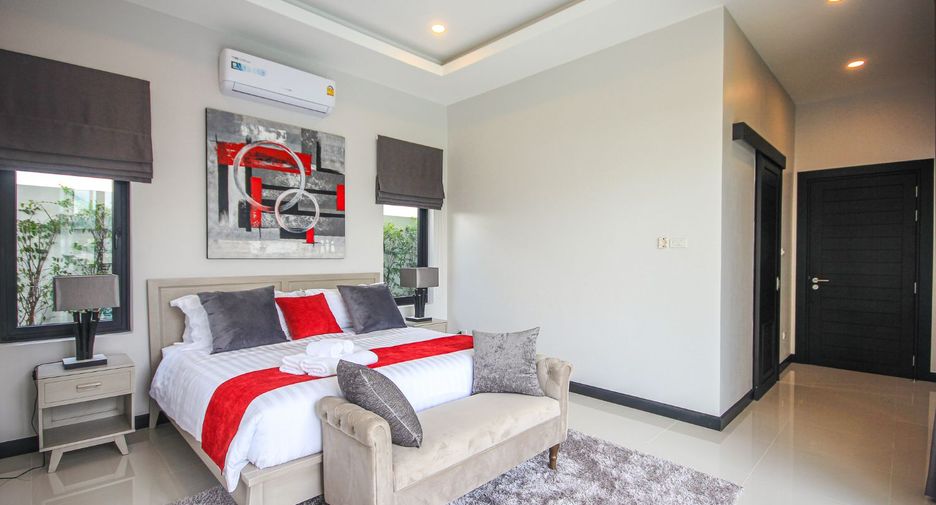 For sale 3 bedrooms villa in Hua Hin, Prachuap Khiri Khan