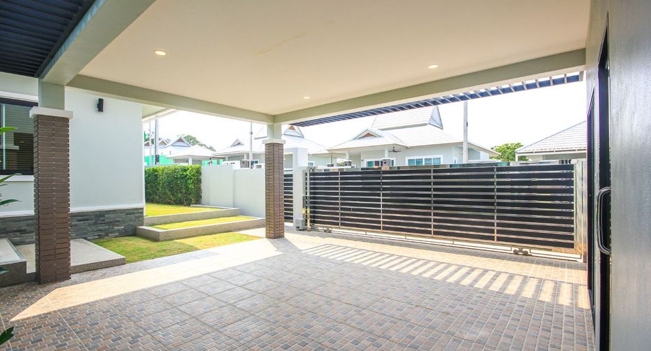 For sale 3 bedrooms villa in Hua Hin, Prachuap Khiri Khan