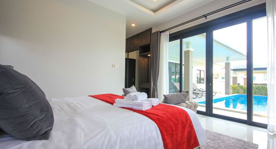 For sale 3 bedrooms villa in Hua Hin, Prachuap Khiri Khan