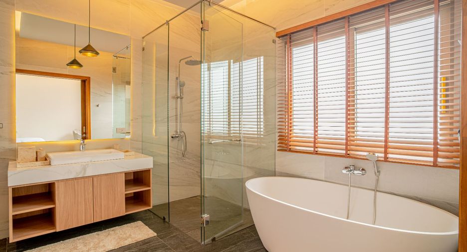 For sale 4 bedrooms villa in Thalang, Phuket