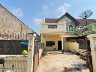 For sale 9 Beds[JA] townhouse in Phasi Charoen, Bangkok