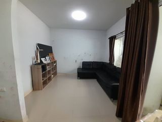 For sale 4 Beds townhouse in Lam Luk Ka, Pathum Thani