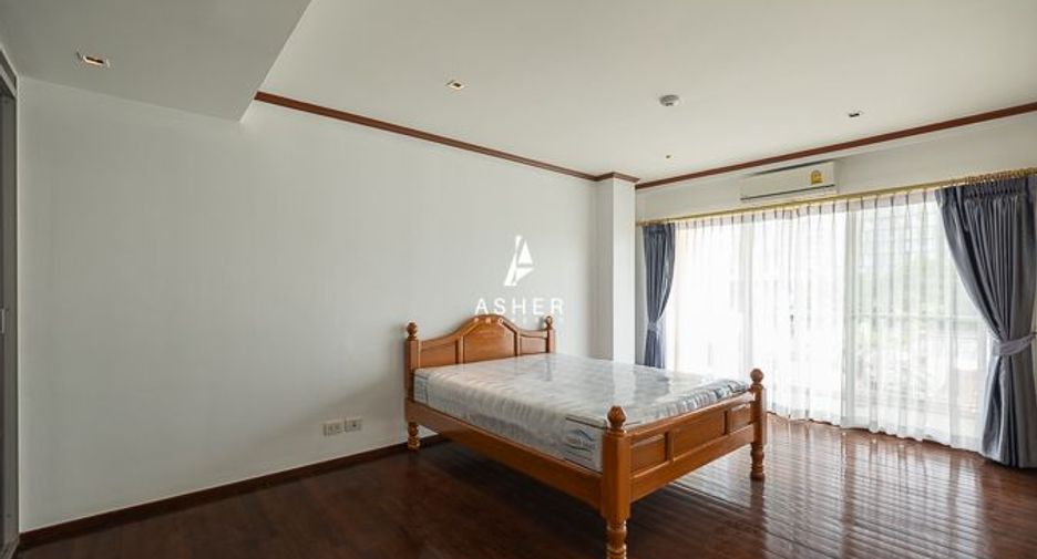 For rent and for sale 3 bedrooms condo in Khlong Toei, Bangkok