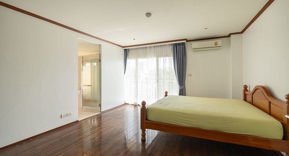 For rent and for sale 3 bedrooms condo in Khlong Toei, Bangkok