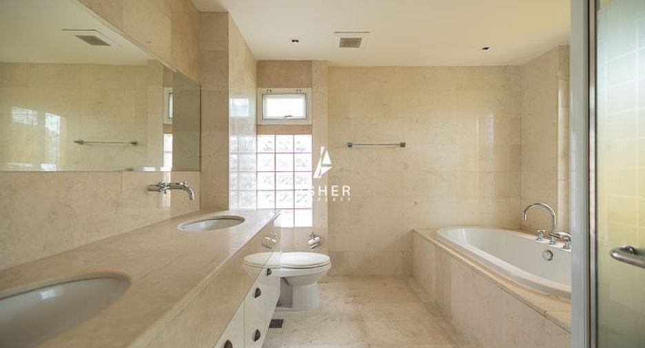 For rent and for sale 3 bedrooms condo in Khlong Toei, Bangkok