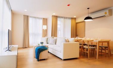 Condo en alquiler de 3 habitaciones en Khlong Toei, Bangkok