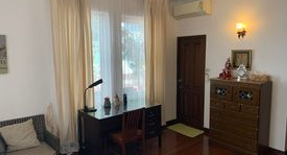 出租 3 卧室 独立屋 在 Watthana, 曼谷